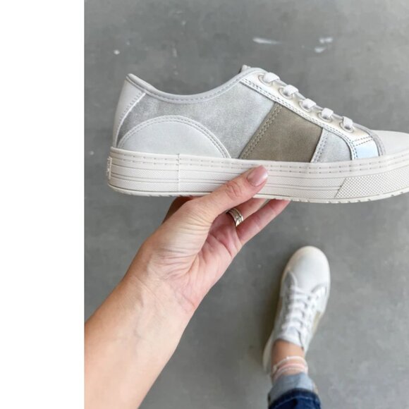 NEW BLOWFISH MALIBU Super Smile Color Block Sneakers for women in silver 7252m1 - Picture 3 of 13